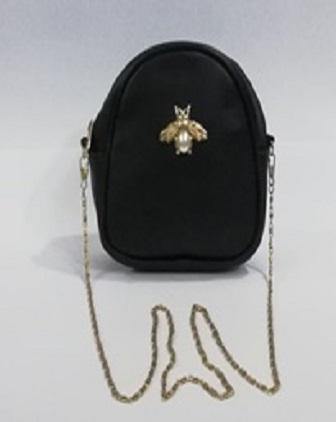 MFB022 black pouch with gold chain